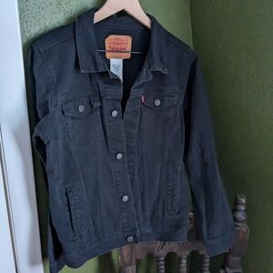 Levi's trucker jean jacket